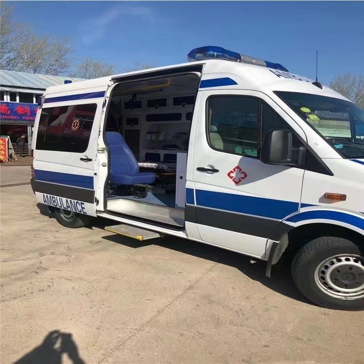 平桂私人长途救护车出租转院回家